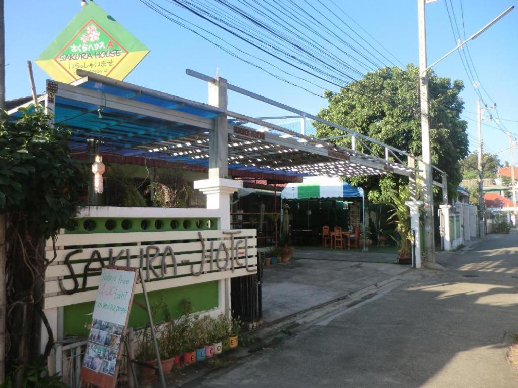 Sakura House Vandrerhjem Chiang Mai Eksteriør bilde
