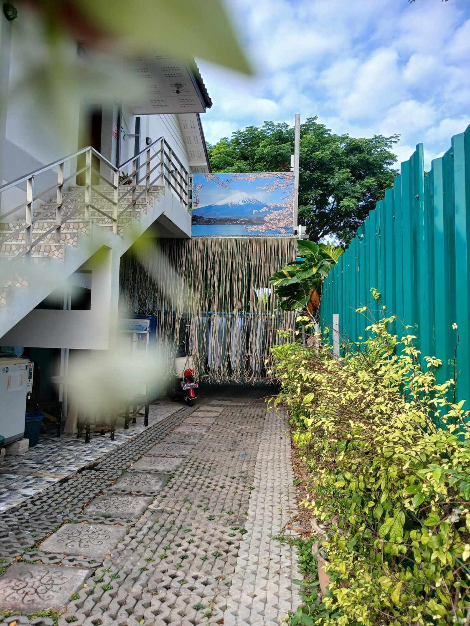 Sakura House Vandrerhjem Chiang Mai Eksteriør bilde