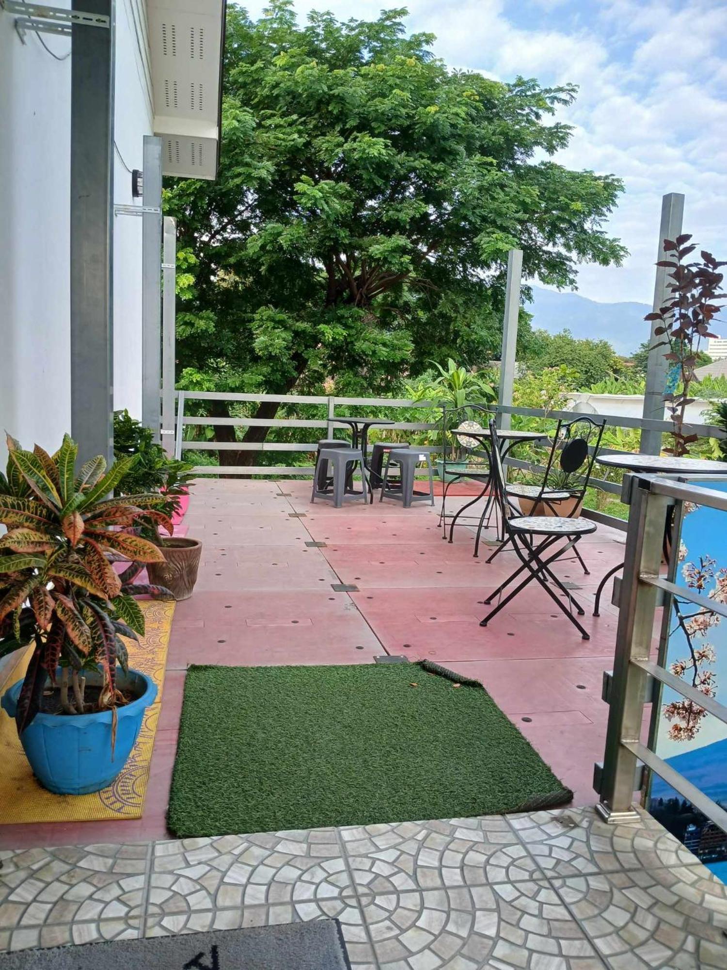 Sakura House Vandrerhjem Chiang Mai Eksteriør bilde