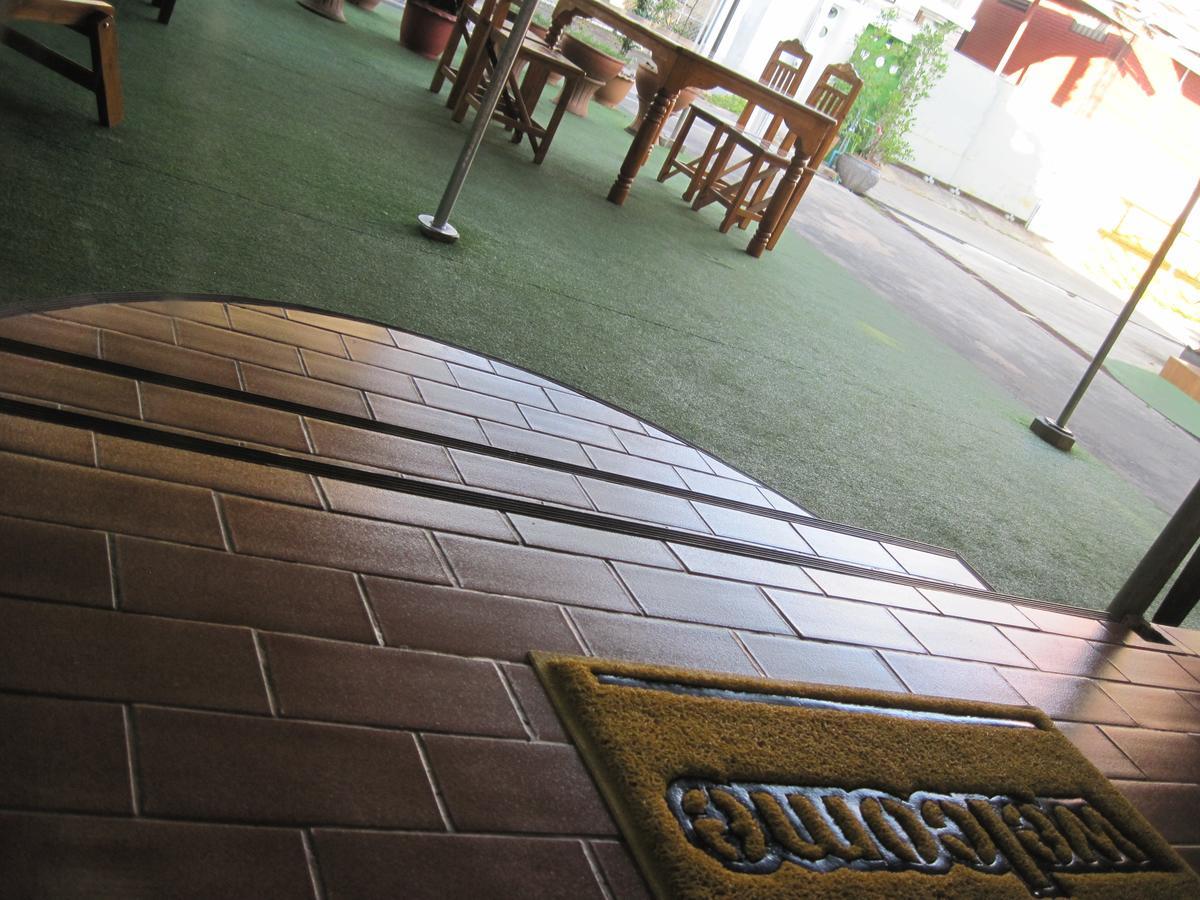 Sakura House Vandrerhjem Chiang Mai Eksteriør bilde
